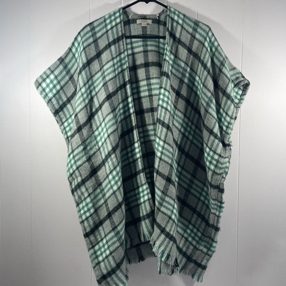 Loft Women's Plaid Wrap Green and Black Size M/L